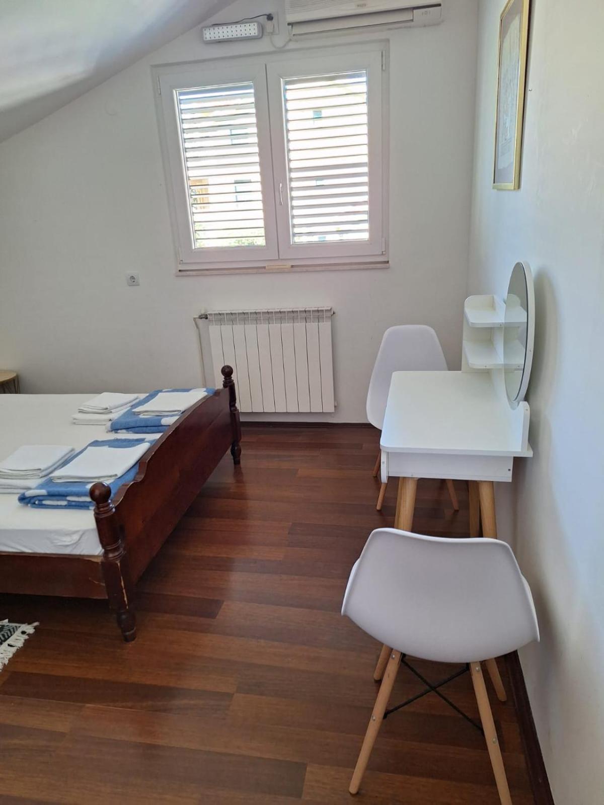 Apartments Iva كوتور المظهر الخارجي الصورة