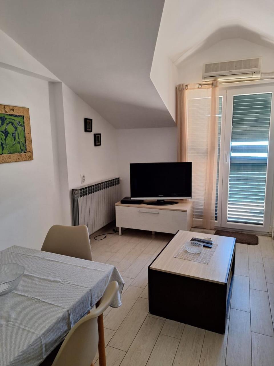 Apartments Iva كوتور المظهر الخارجي الصورة