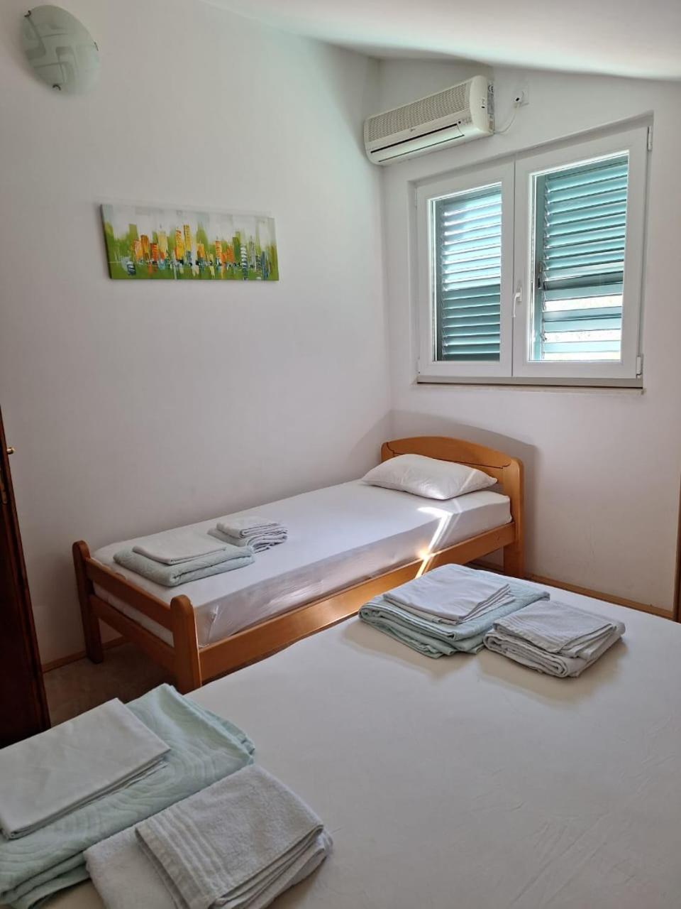 Apartments Iva كوتور المظهر الخارجي الصورة